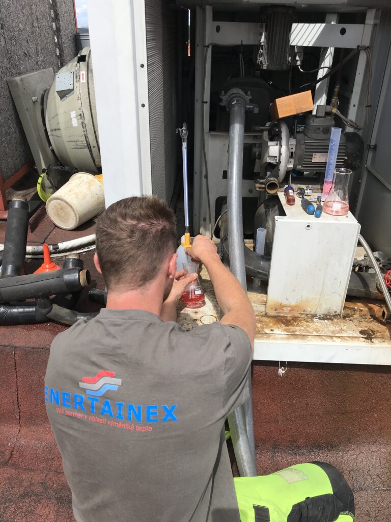 Chemické čištění výměníků tepla Enertainex